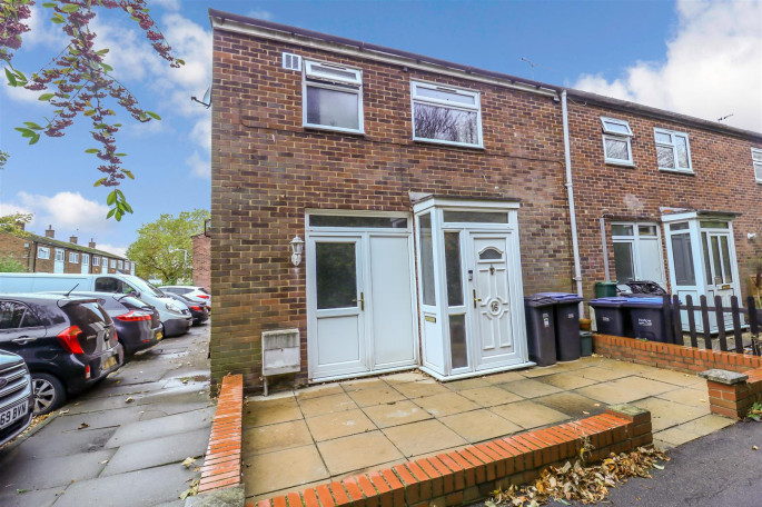 16 Altham Grove