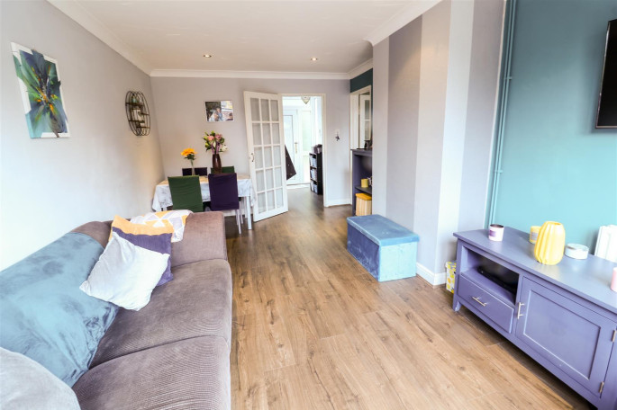 16 Altham Grove
