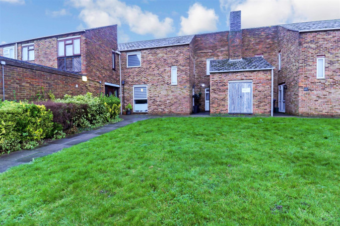 66 Brockles Mead