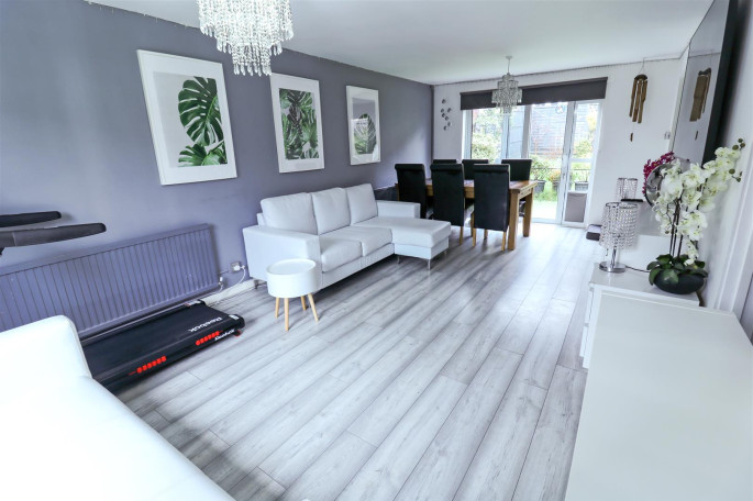 66 Brockles Mead