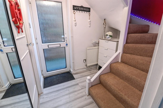 66 Brockles Mead