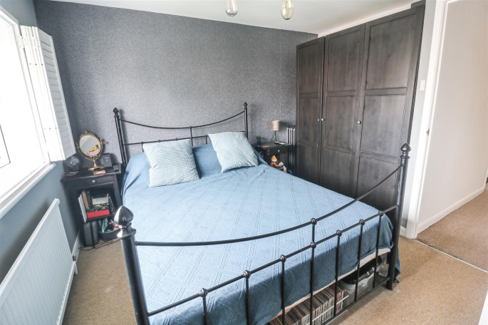 17 Savoy Wood