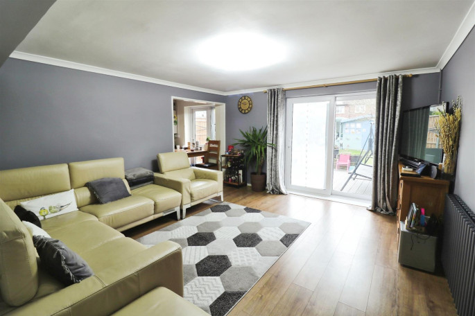 2 Pennymead