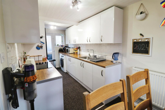2 Pennymead