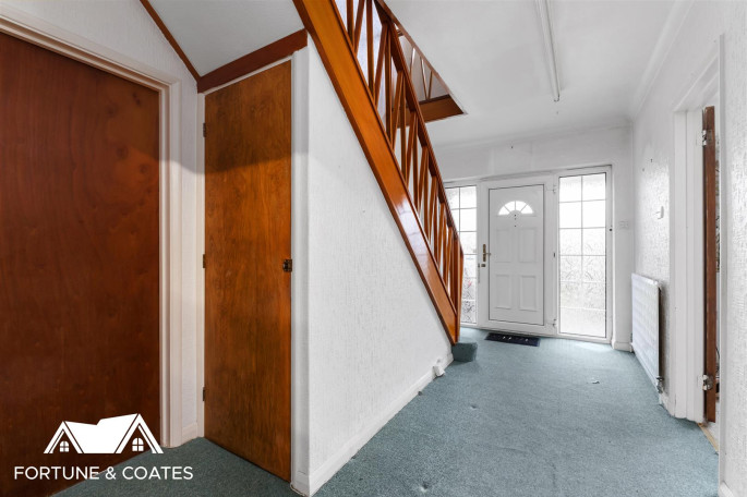 18 Kingsmoor Road