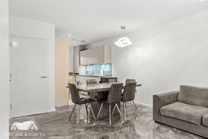 5 Iceni Square