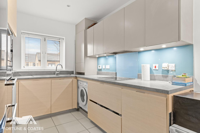 5 Iceni Square