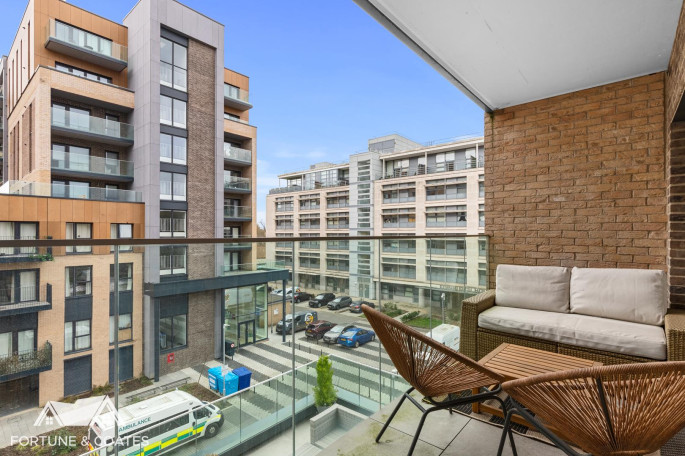 16 Hepworth House